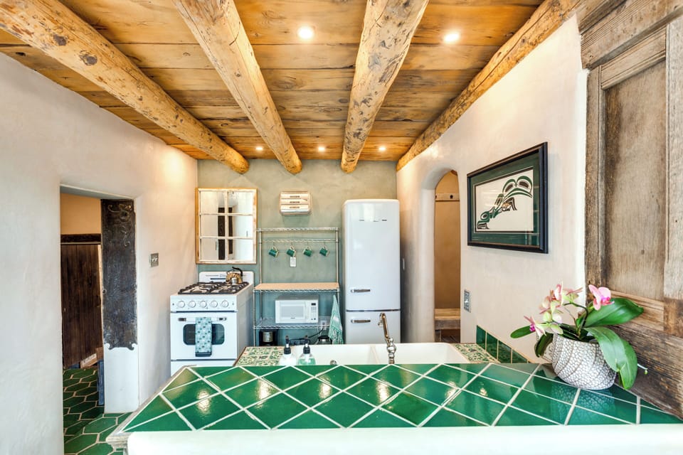 Kitchen | Cooking Basics & Spices | Coffee Maker | Trash Bags & Paper Towels