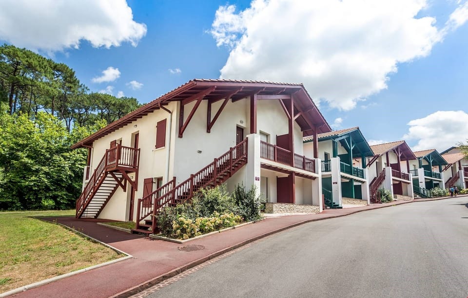Experience the picturesque atmosphere at this amazing property.
