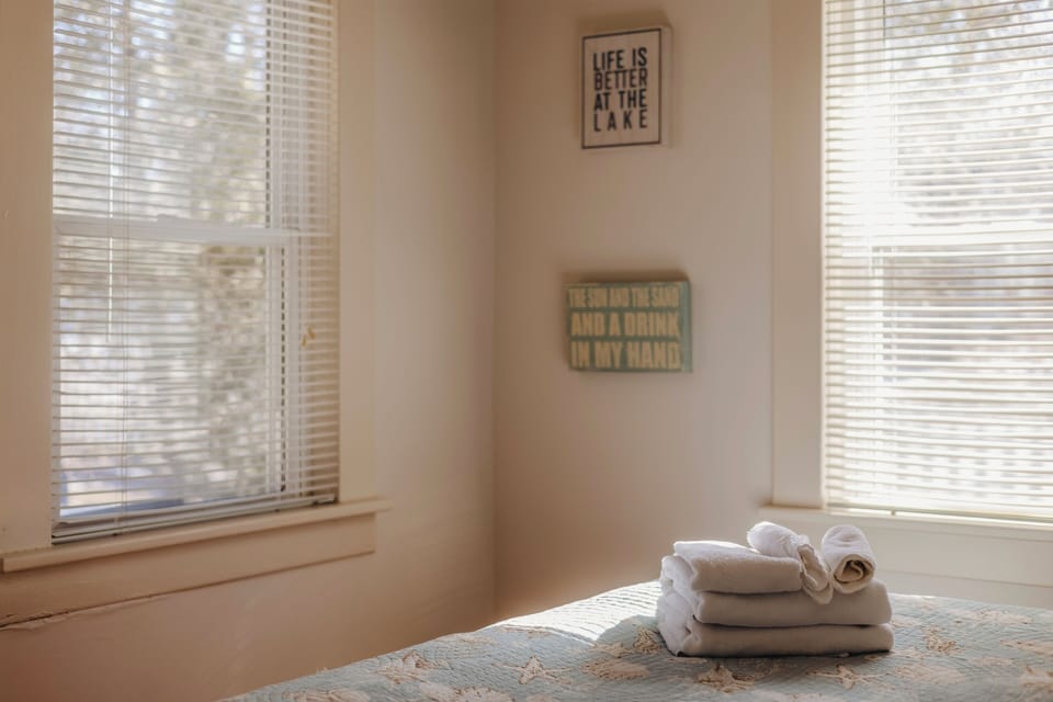 Linens provided at all Third Coast homes