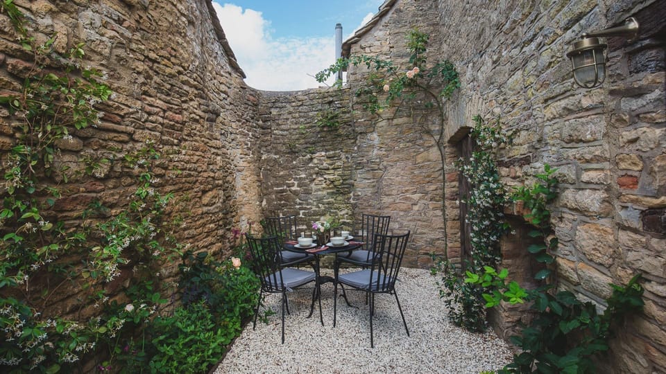 Take your time over leisurely meals or just enjoy your morning coffee in the fresh air.