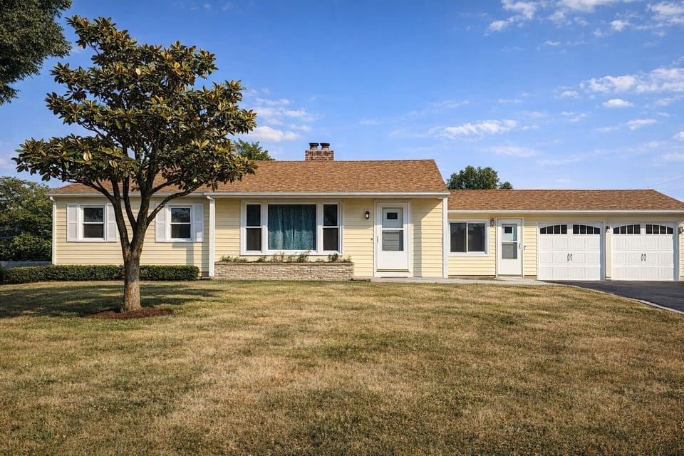 Family-Friendly 4BR Home Near Ste. Genevieve Wineries | Hot Tub | Garage