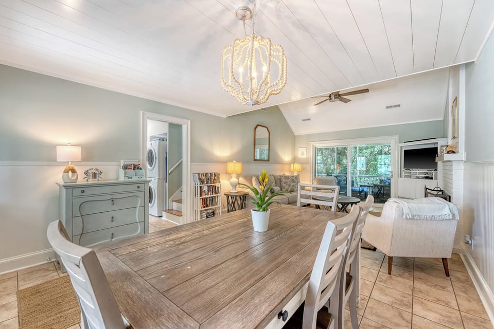 Plenty of room for take out or a cabin-cooked meal!