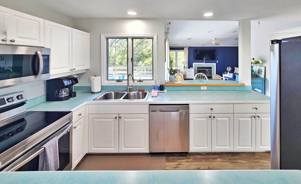 Kitchen is well stocked and has both Keurig and standard coffee pots