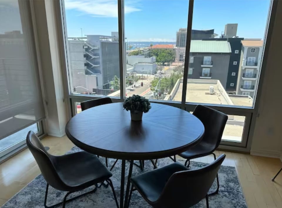 Dining w/ a View