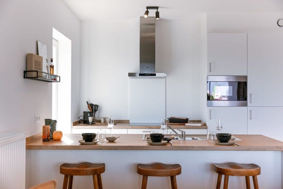 Fully-equipped kitchen