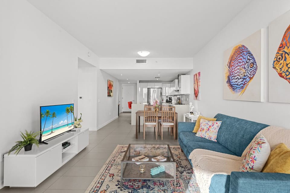 Warm and inviting living room, perfect for relaxation.
