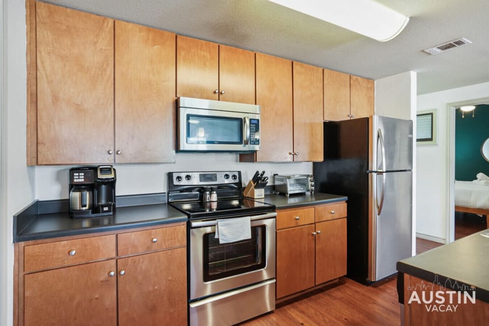 Fully equipped kitchen with all the essentials plus dishwasher and washer & dryer