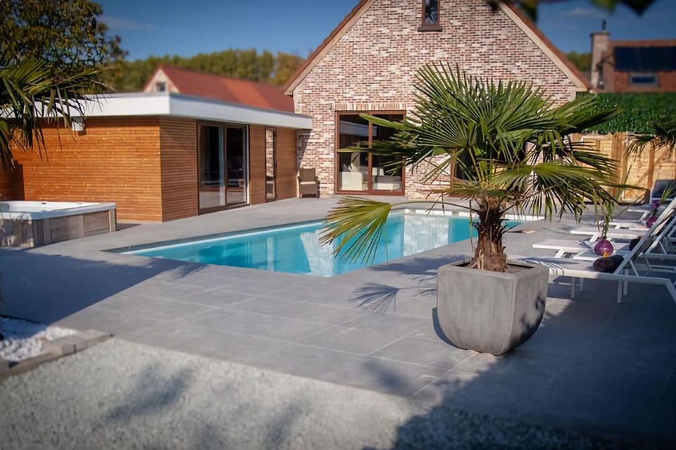 Holiday Home Exterior [summer]