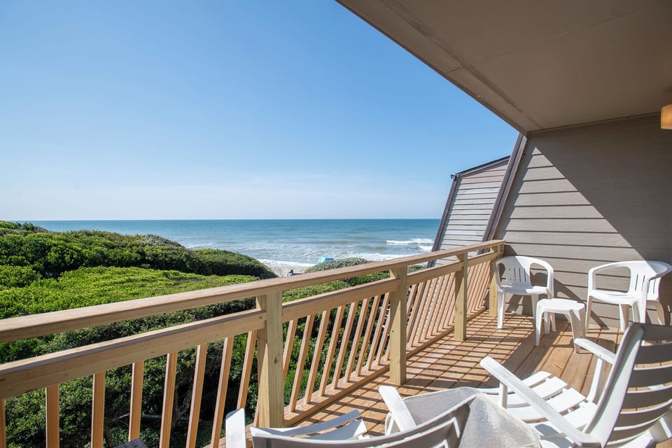 Upper Deck w/ Ocean Views