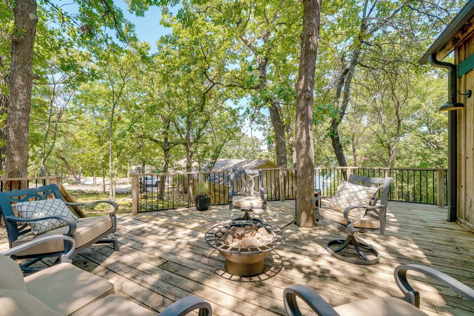 Deck | Fire Pit | Outdoor Seating | Lake Views