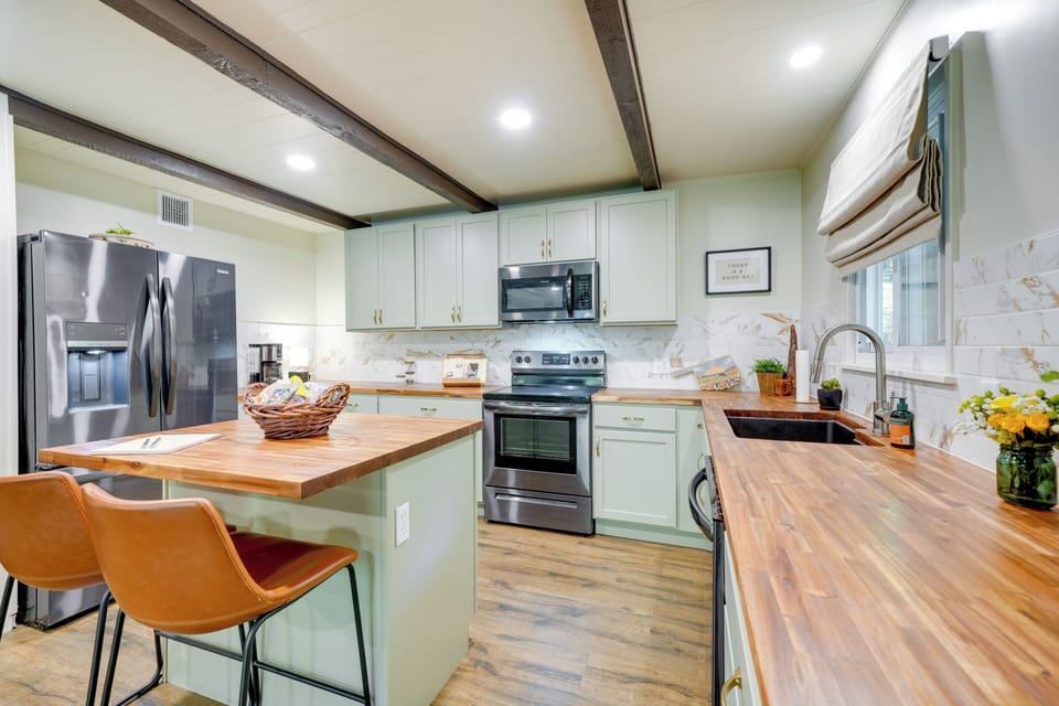Kitchen | Basic Cooking Essentials | Breakfast Bar | Dishwasher