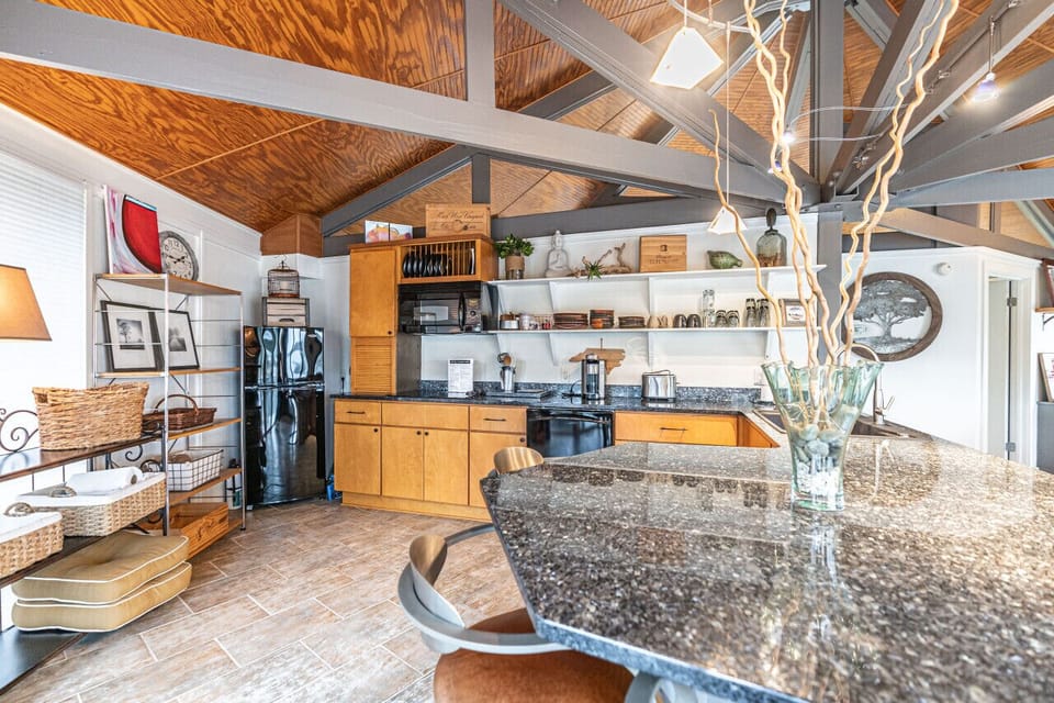 Ample storage space throughout