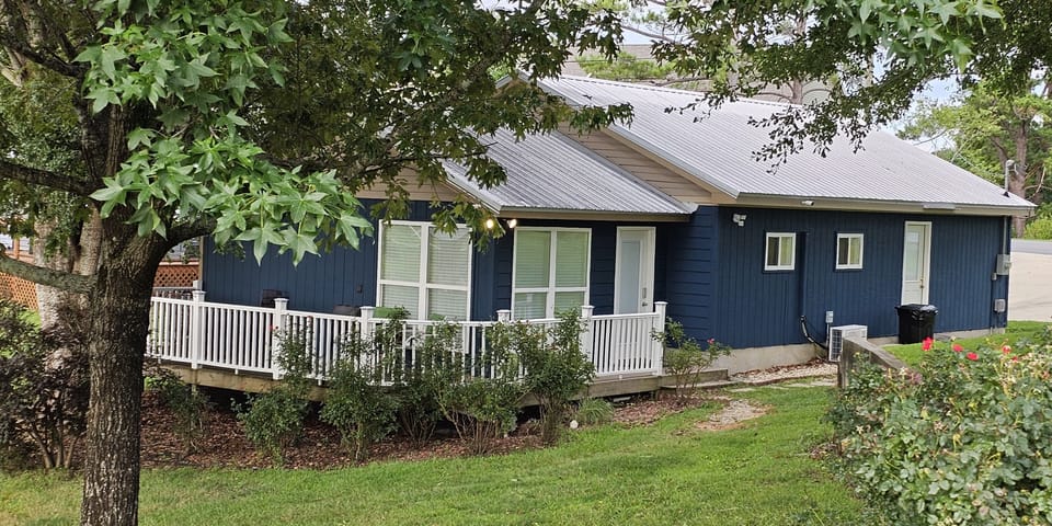 Lemonade Cottage (2)
