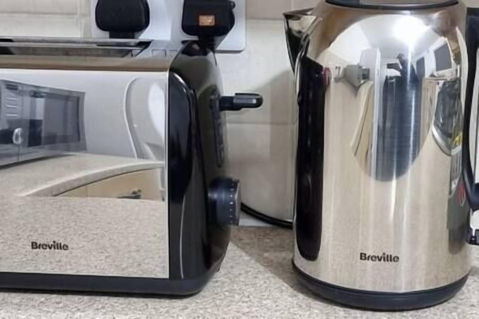 5b23b9c3 4920 4ae1 b51a 95f8925c6ed2