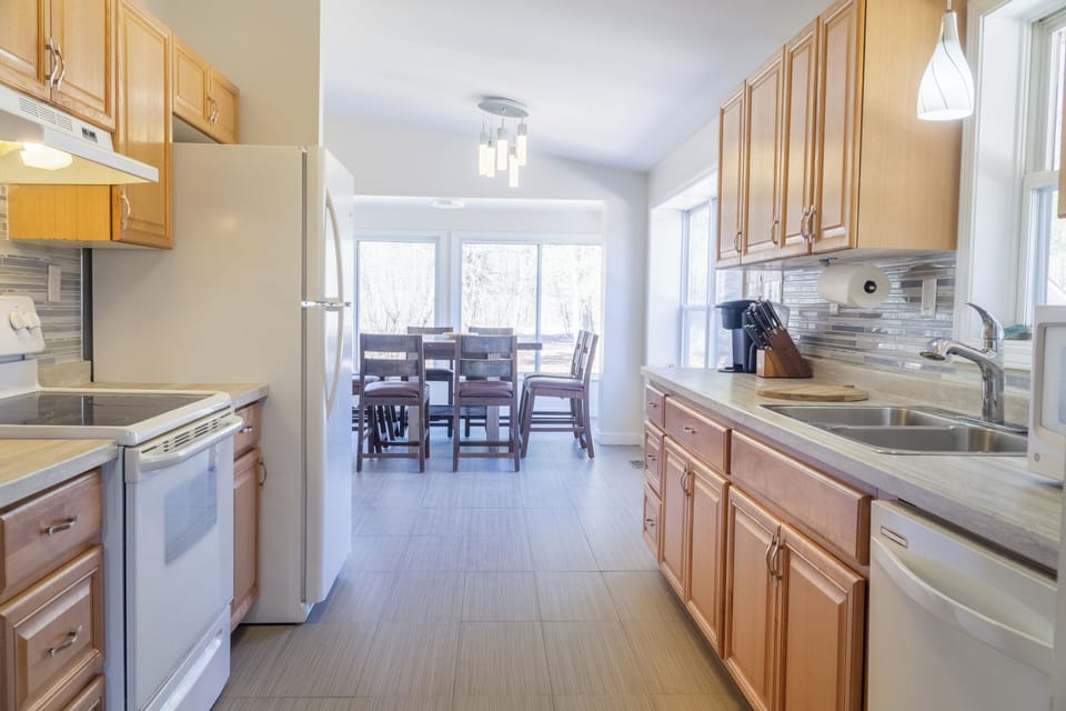 Kitchen (Photo credit: @jessefrybort)