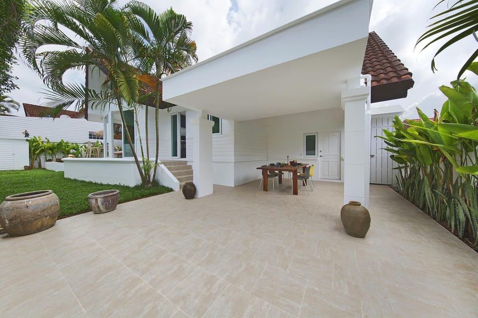 Villa Lawana-Stylish Private Luxury Villa (564)