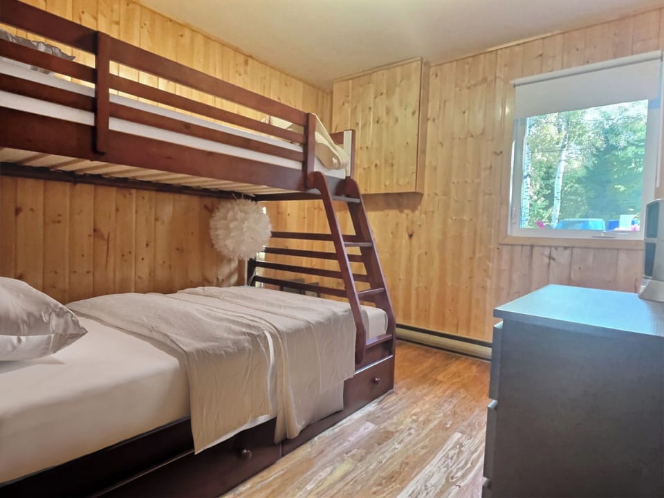 Spare bedroom 3 - Bunk beds with lower double bed and single upper