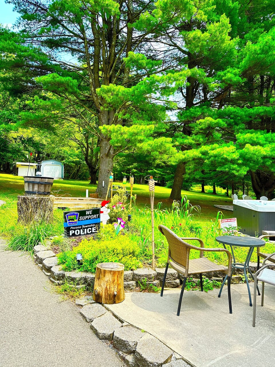 Outdoor dining