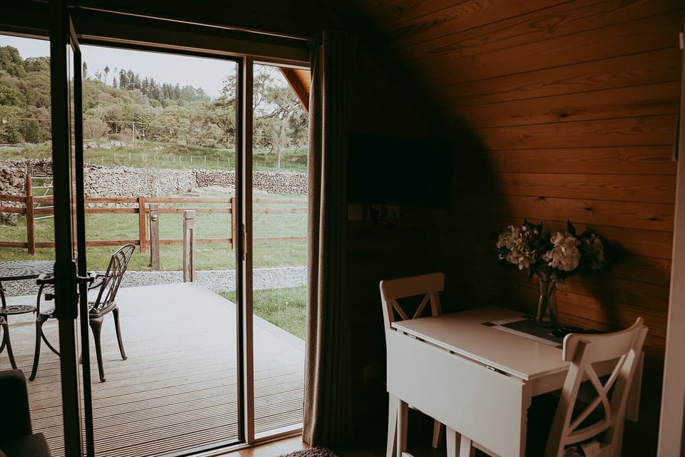 Dining / Restaurant