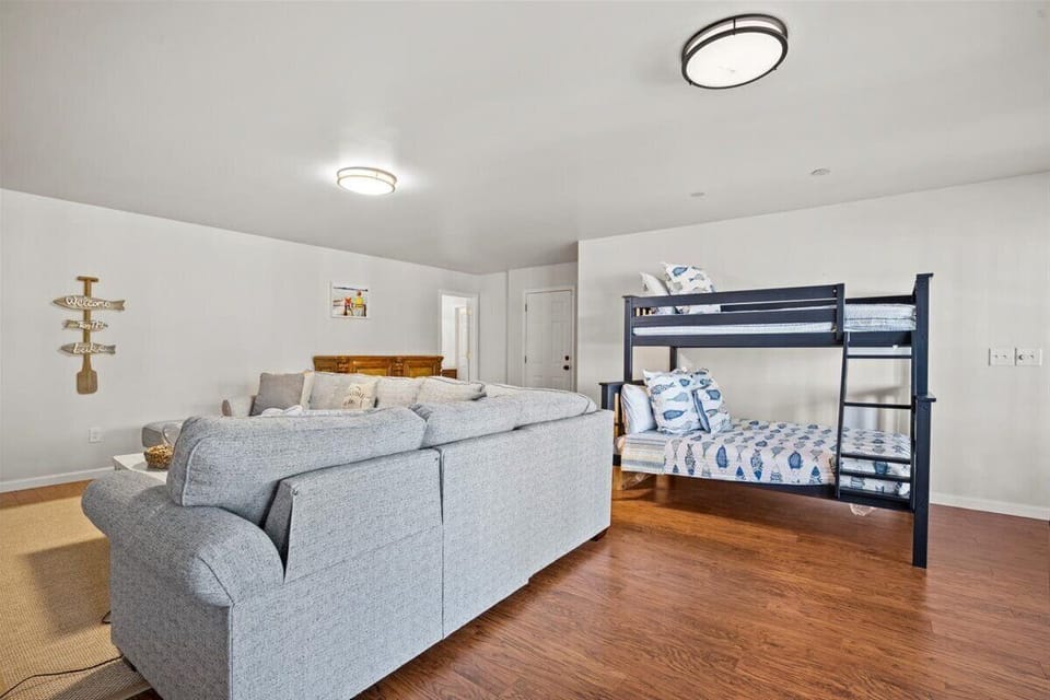 Basement Common Area, opens to lower porch and hot tub. 
