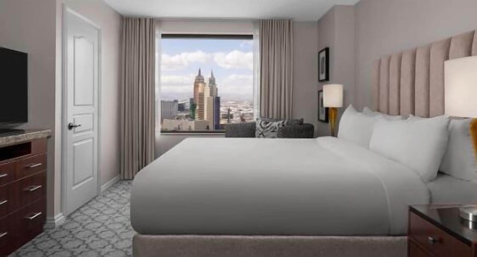 1 Bedroom (Master of a 2 Bd)
