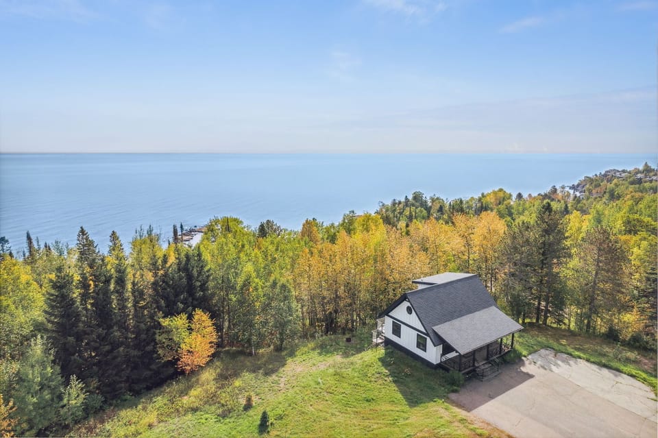 The Roadhouse, located along the beautiful North Shore!