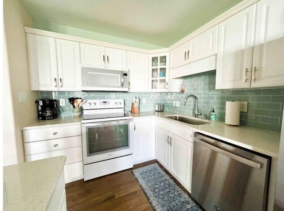 We supply all your basic soap, detergents, paper products, and cleaning supplies