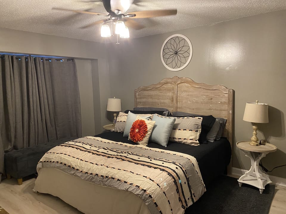 Bedroom 3: King bed, tv, closet, on suite bath