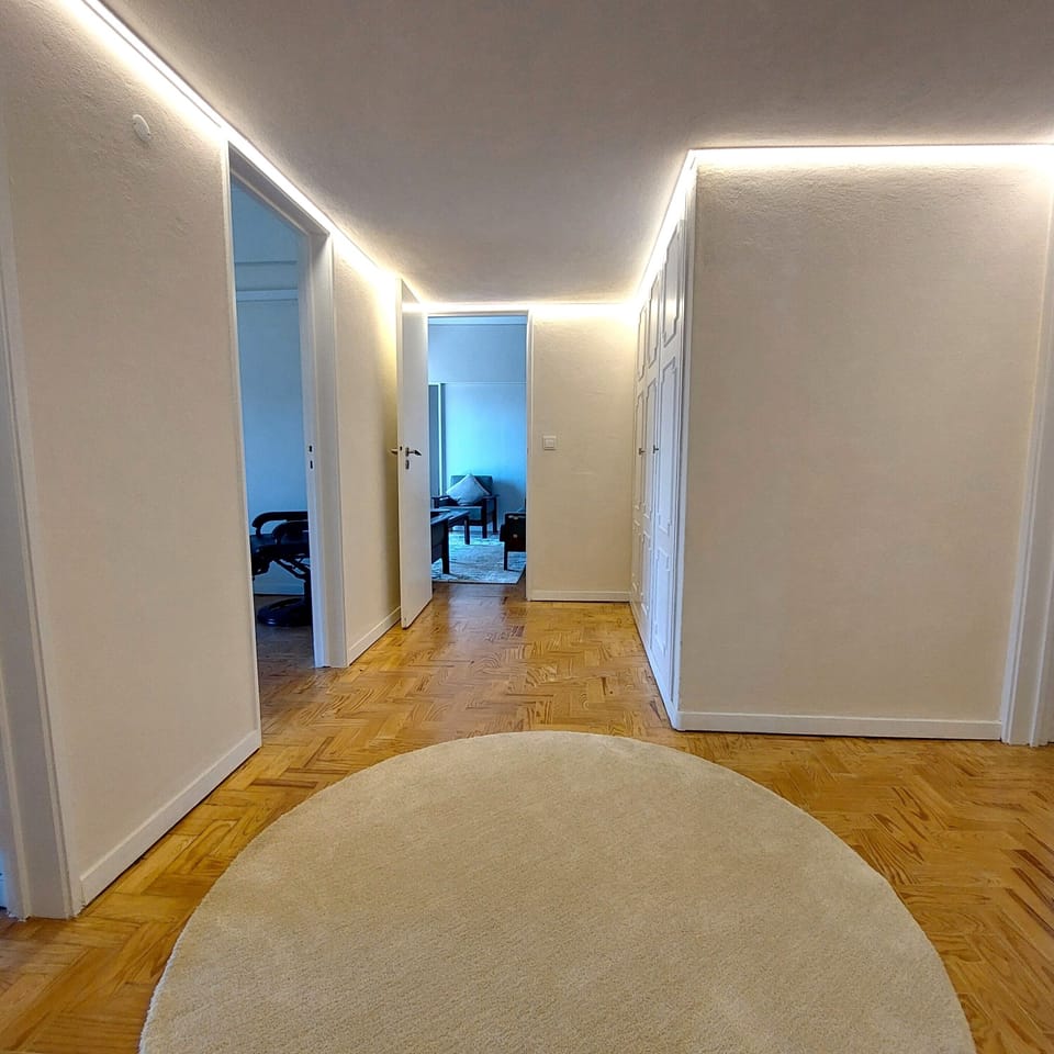 Segundo Hall. Zona privada dos Quartos