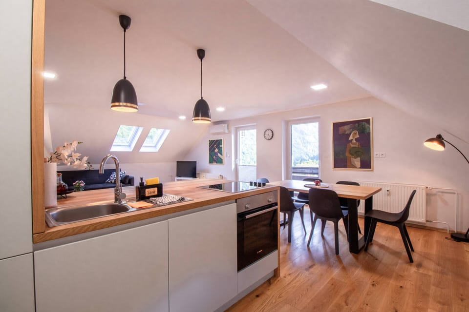 Kitvhen with a dining area