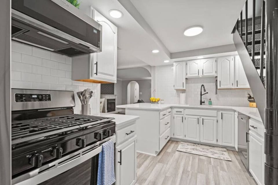 Gas Stove and Microwave above