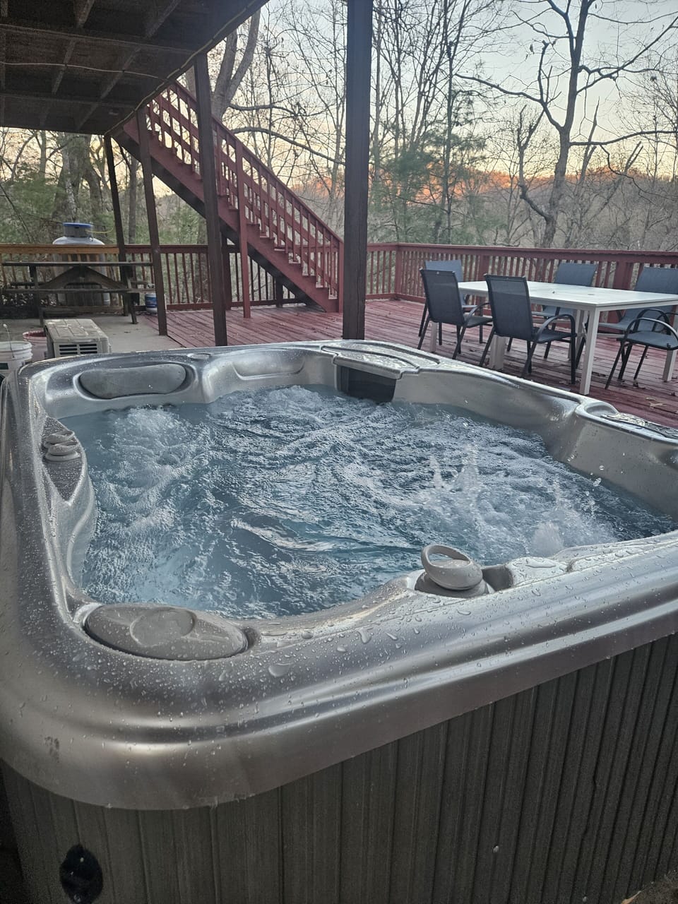 Hot tub
