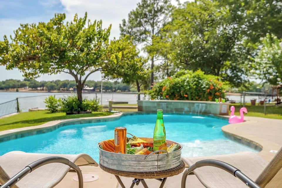 Bask in the sun, enjoy your favorite drink, and immerse yourself in relaxation.