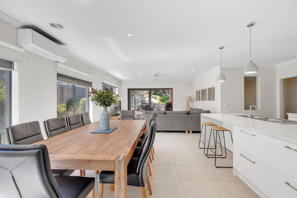 Dining area with lounge space