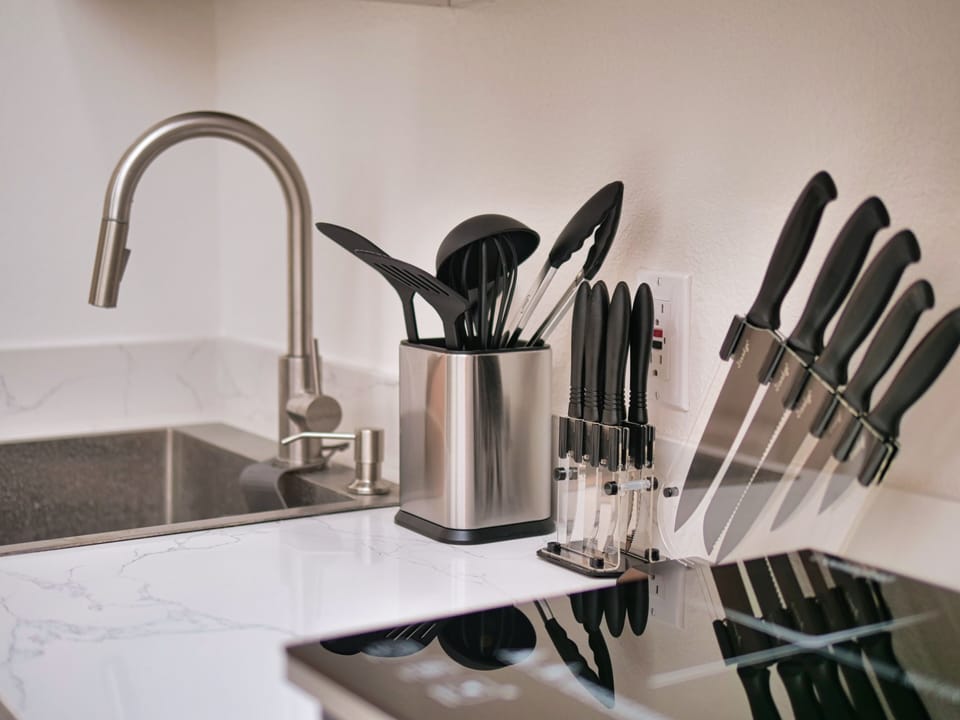 6fb8a53a-716e-4e58-8c8f-dd8f4df55592