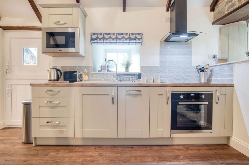The Lodge - 2 Bedroom Cottage - Princes Gate (16558)