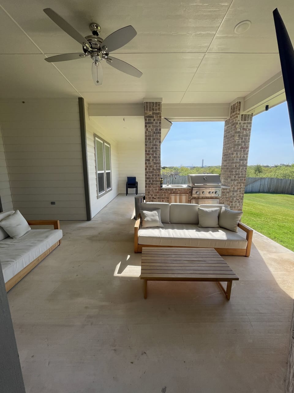 Back patio/grill area/outdoor fireplace 