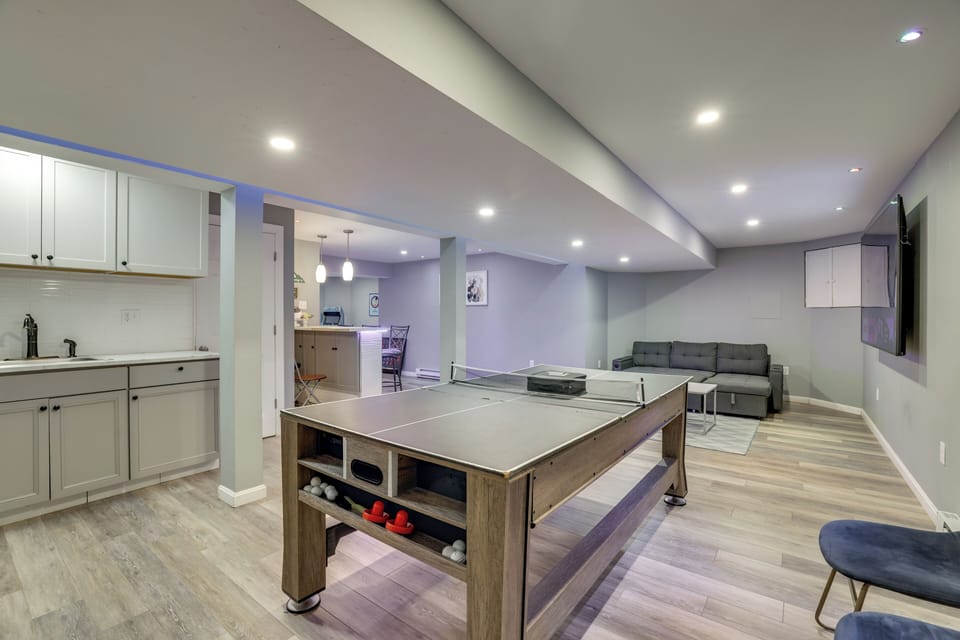 Game Room | Pool Table