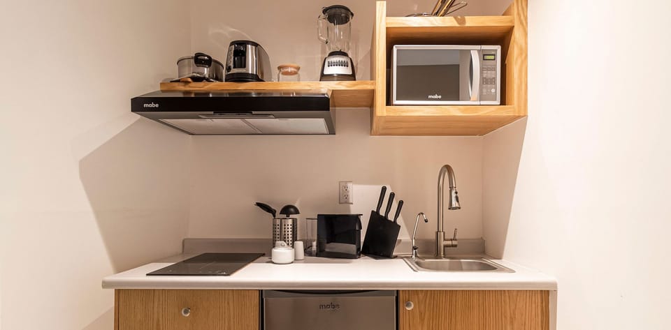 El mobiliario, la decoración y los servicios pueden variar ligeramente
