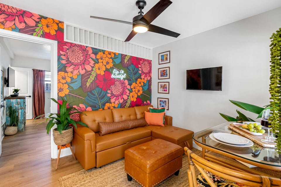 Little Havana Retreat offers the perfect blend of urban excitement and coastal serenity.