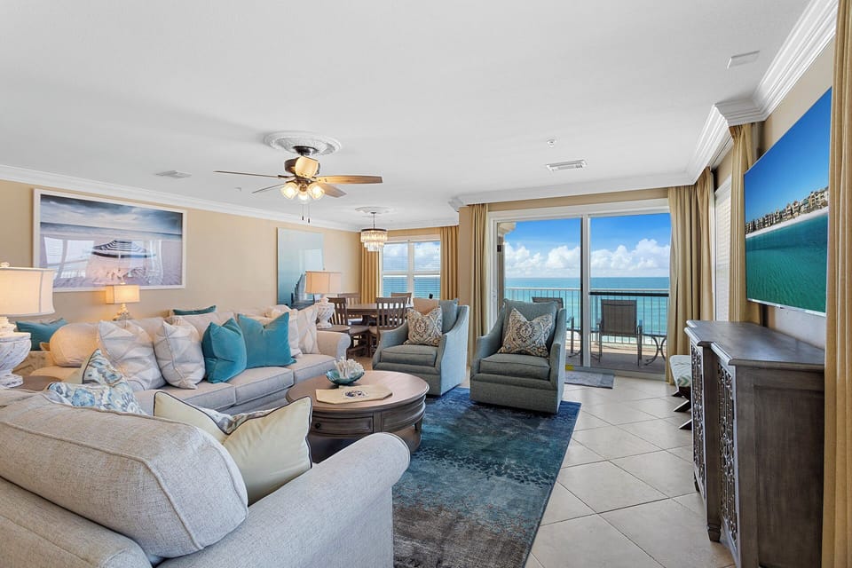 24-Crystal-Dunes-407-Living-Alt