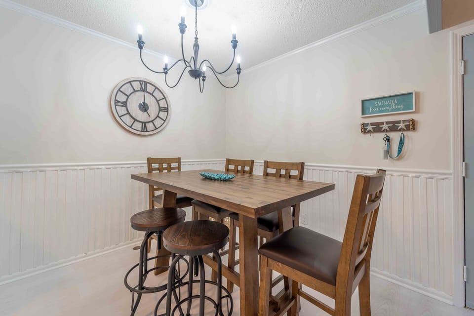 P2 Dining Room