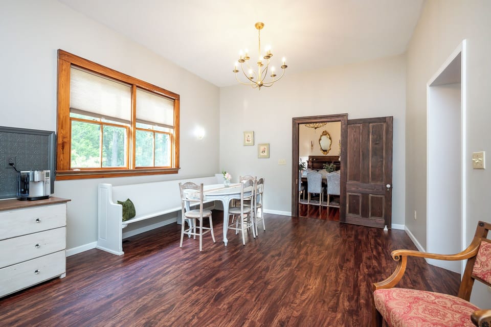 Dining nook in kitchen area