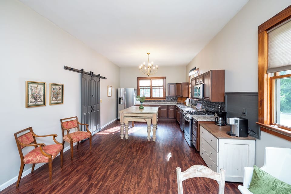 Kitchen, Chateau Amelia (1)
