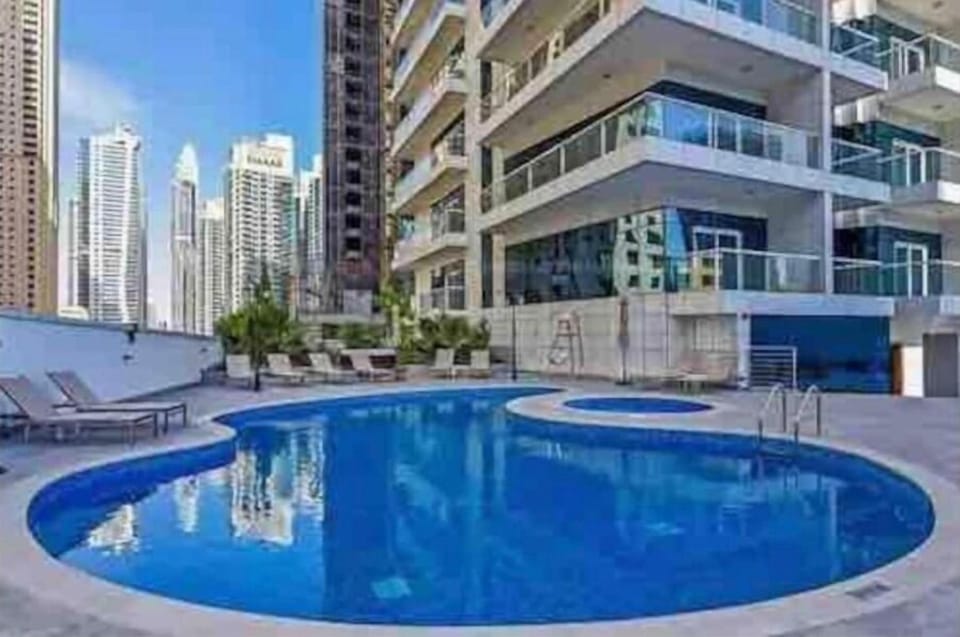 Pool (Outdoor)