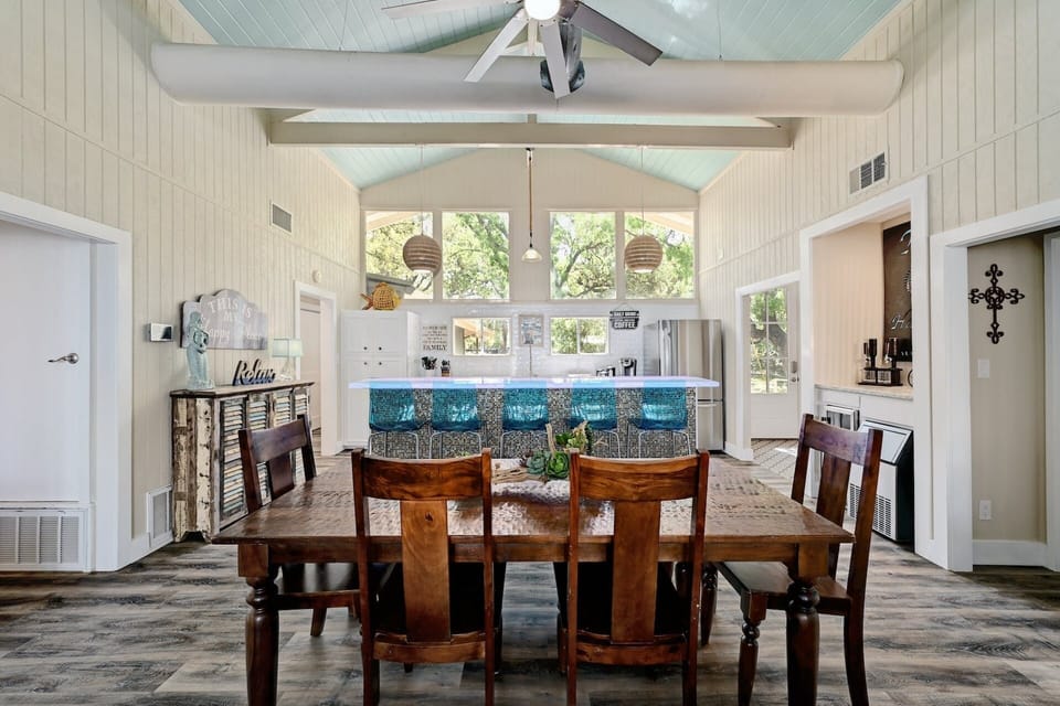 1d51870c-c405-438f-8979-fd8114848947