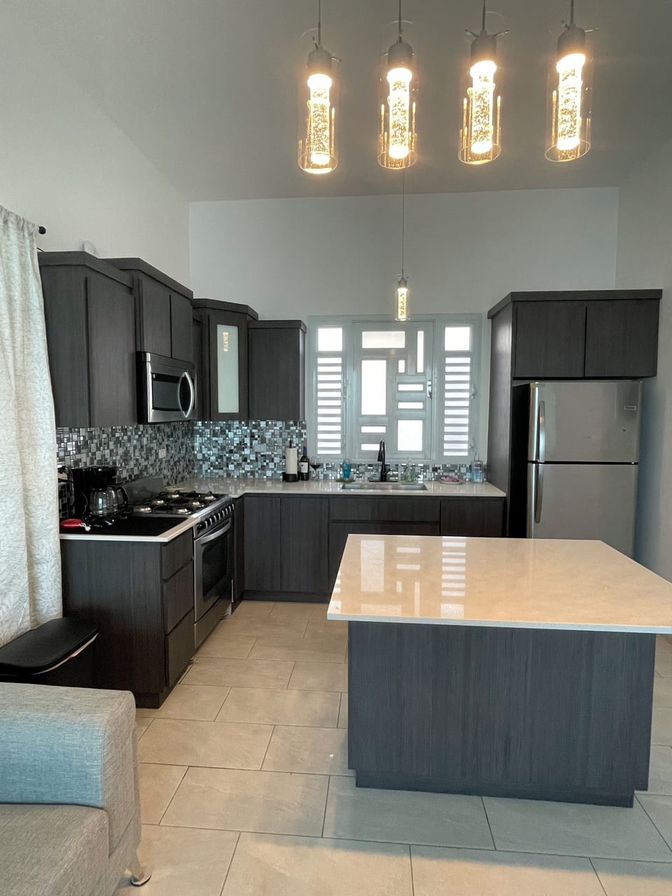 Full Kitchen 