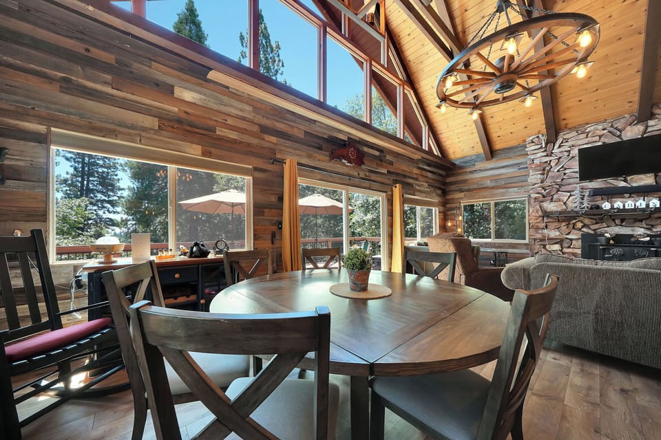 Dining room area.