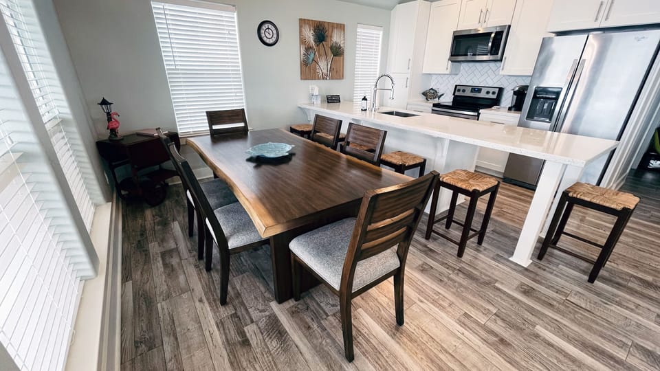 Dining Room Table Seating for 6, Bar Seating for 6, Large Open Kitchen