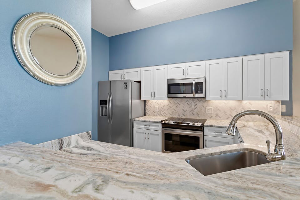 23-Crystal-View-304-Kitchen